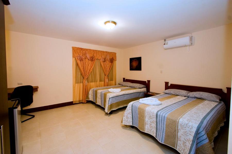 Hotel El Cerro Liberia Exterior photo